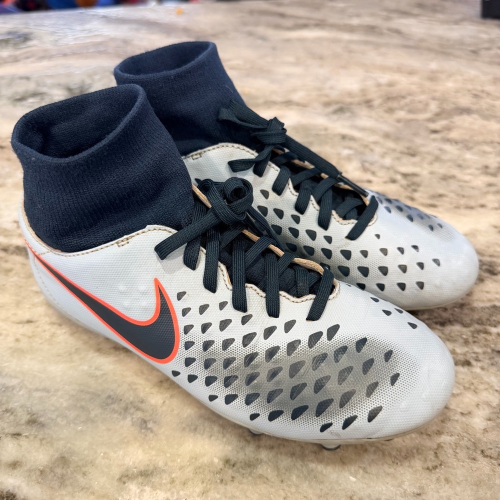 Nike Mercurial Soccer cleats 4Y